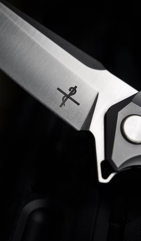 Messer D2 Einheitssanitäter